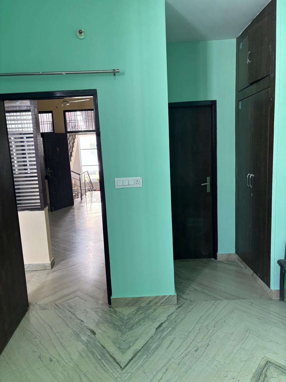 2bhk Semi Furnished Flat for rent in mansarovar near by rajatpath-Mansarover-Jaipur